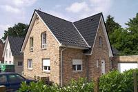 Haustyp Witten - Friesenhausgiebel Massivhaus mit Erdwrmepumpe, Klinkerfassade, Effizienzhaus-Bauweise, Massivbauweise, Klinker-Fassade