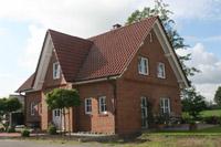 Friesenhaus Einfamilienhaus - Haustyp Dortmund - Landhaus Massivhaus - Friesengiebel - planen und bauen - Haus bauen - Einfamilienhuser - zwo ARCHITEKTEN