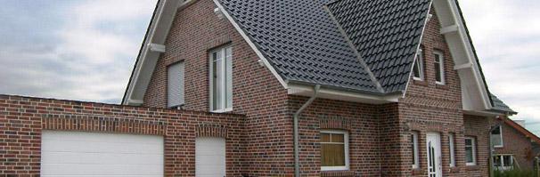 Friesenhaus Einfamilienhaus - Haustyp Remscheid - Landhaus Massivhaus - Friesengiebel, Friesenhausgiebel - planen und bauen - Haus bauen - Einfamilienhuser - zwo ARCHITEKTEN