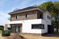 Massivhaus Stadtvilla Bottrop - Haustr berdacht - Stadthaus mit 2 Vollgeschossen zum Festpreis