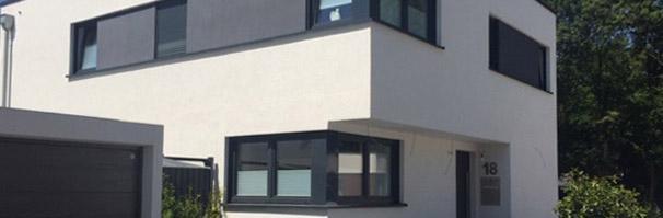 Neubau Haus im Bauhaus-Stil, Gelsenkirchen, Am Buerschen Waldbogen, Waldquartier-Buer, 2 Vollgeschosse, Kubus, Erdwrme, Fubodenheizung